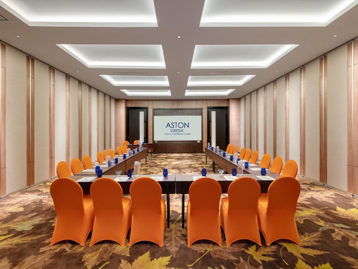 Aston Gresik Hotel & Conference Center Екстериор снимка